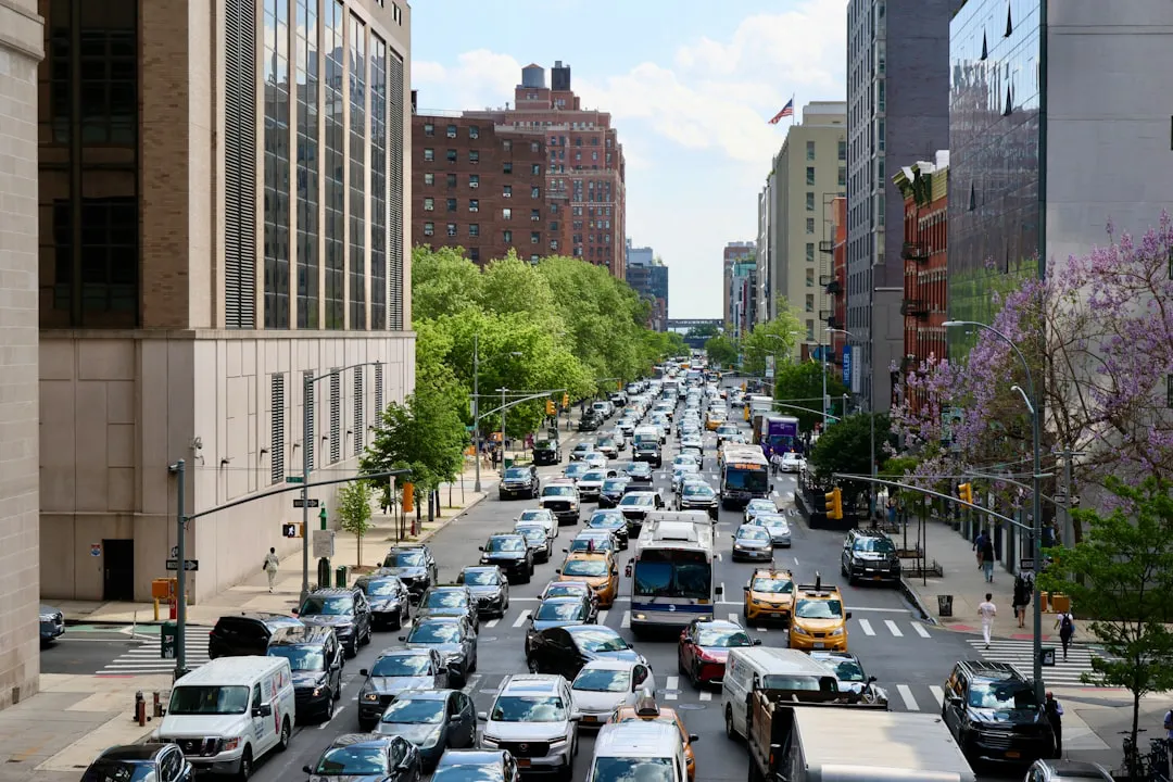 Faut-il maintenir la traditionnelle voiture de fonction ou basculer vers le crédit mobilité ? C'est de dilemme de tous les gestionnaires de flotte en 